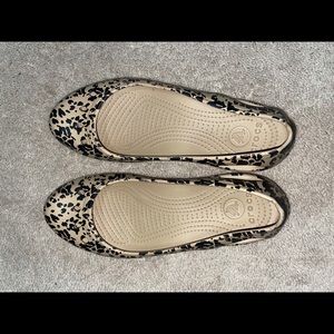 Crocs size 10 for women